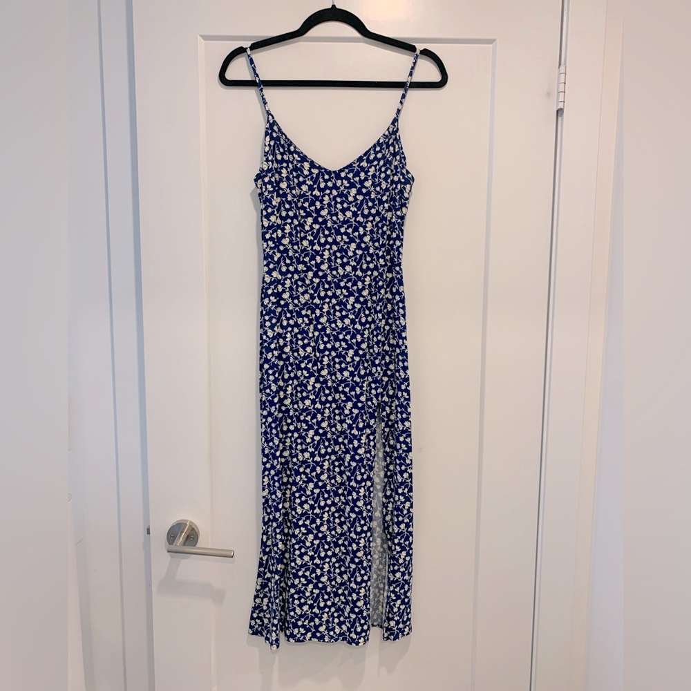 Reformation blue & white floral dress  size 2